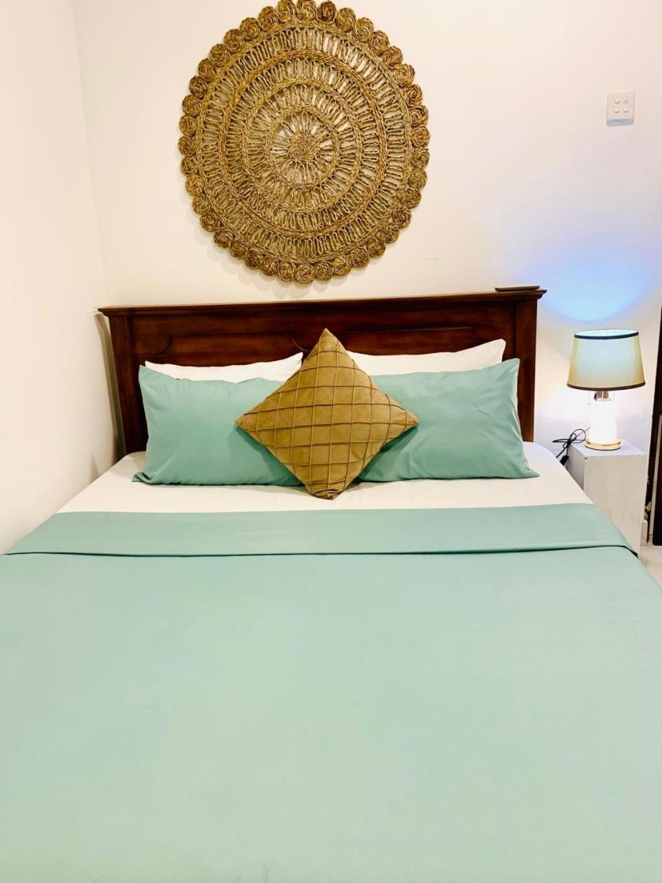 Bhashiz Villa Negombo Bagian luar foto
