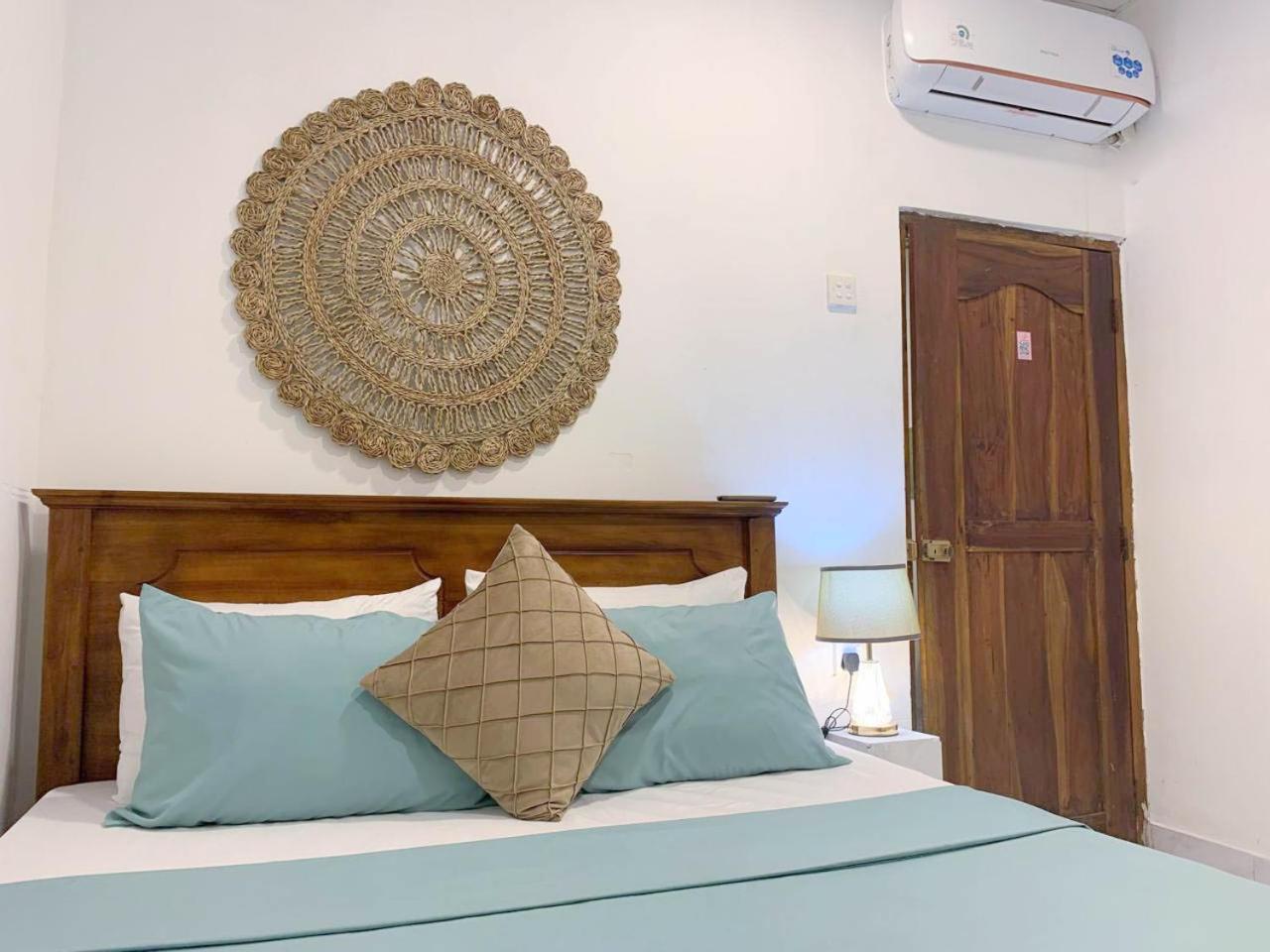 Bhashiz Villa Negombo Bagian luar foto